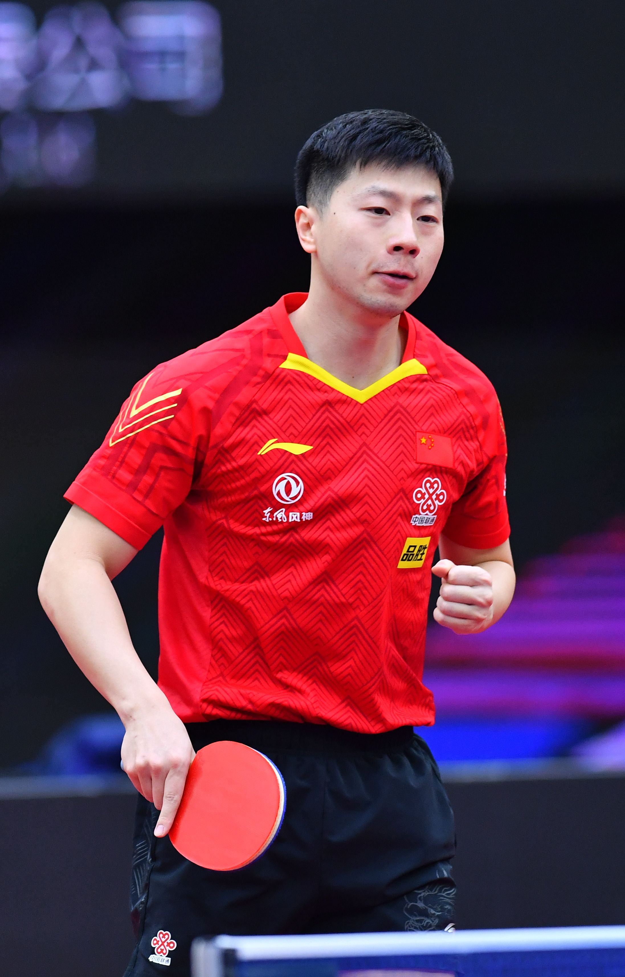 一名真正职 一名真正职